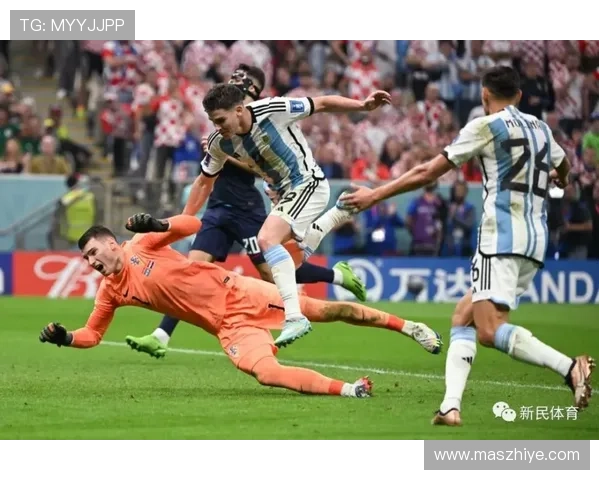 阿尔瓦雷斯与梅西：角色定位及体系依赖性分析