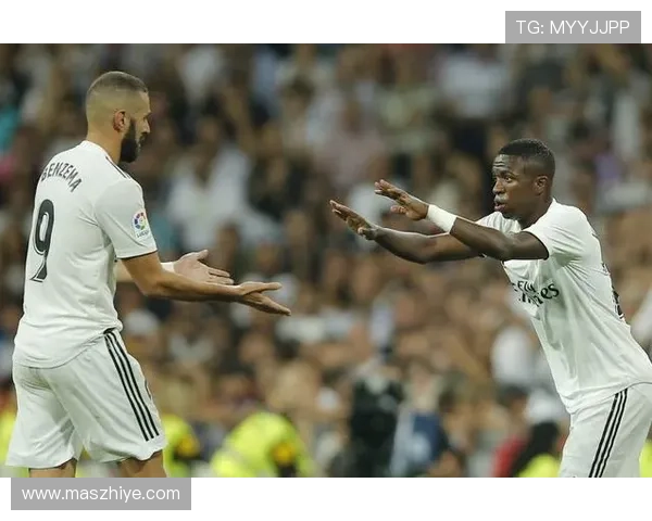 尼科·威廉斯与维尼修斯：速度型边锋的战术角色差异解析