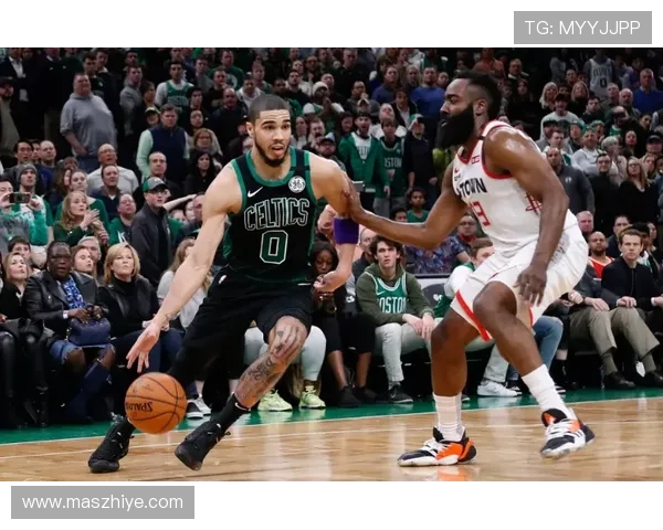 斯蒂芬·卡斯尔挡拆拉开空间助火箭提升三分效率