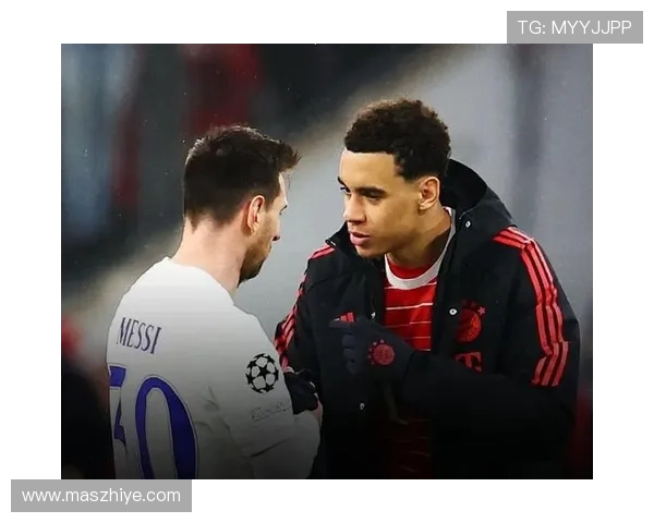 穆西亚拉 vs 内马尔：现代技术与古典艺术的灵性差异解析